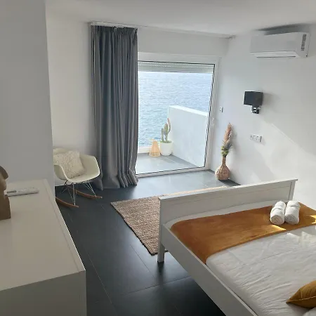 At The Ocean's Edge Apartment Callao Salvaje