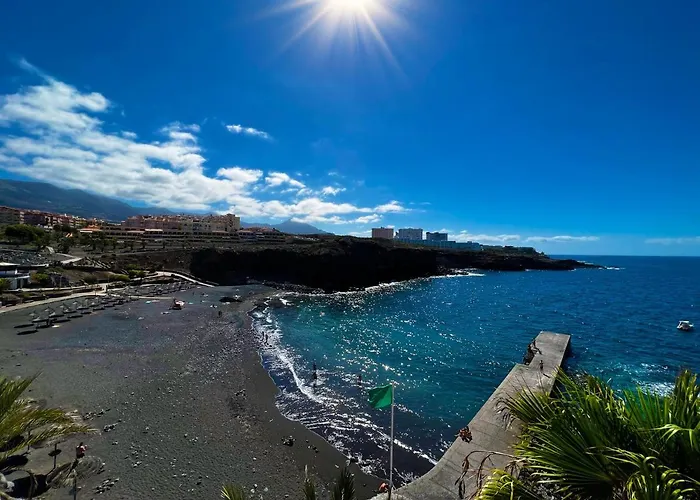 At The Ocean's Edge Апартаменты